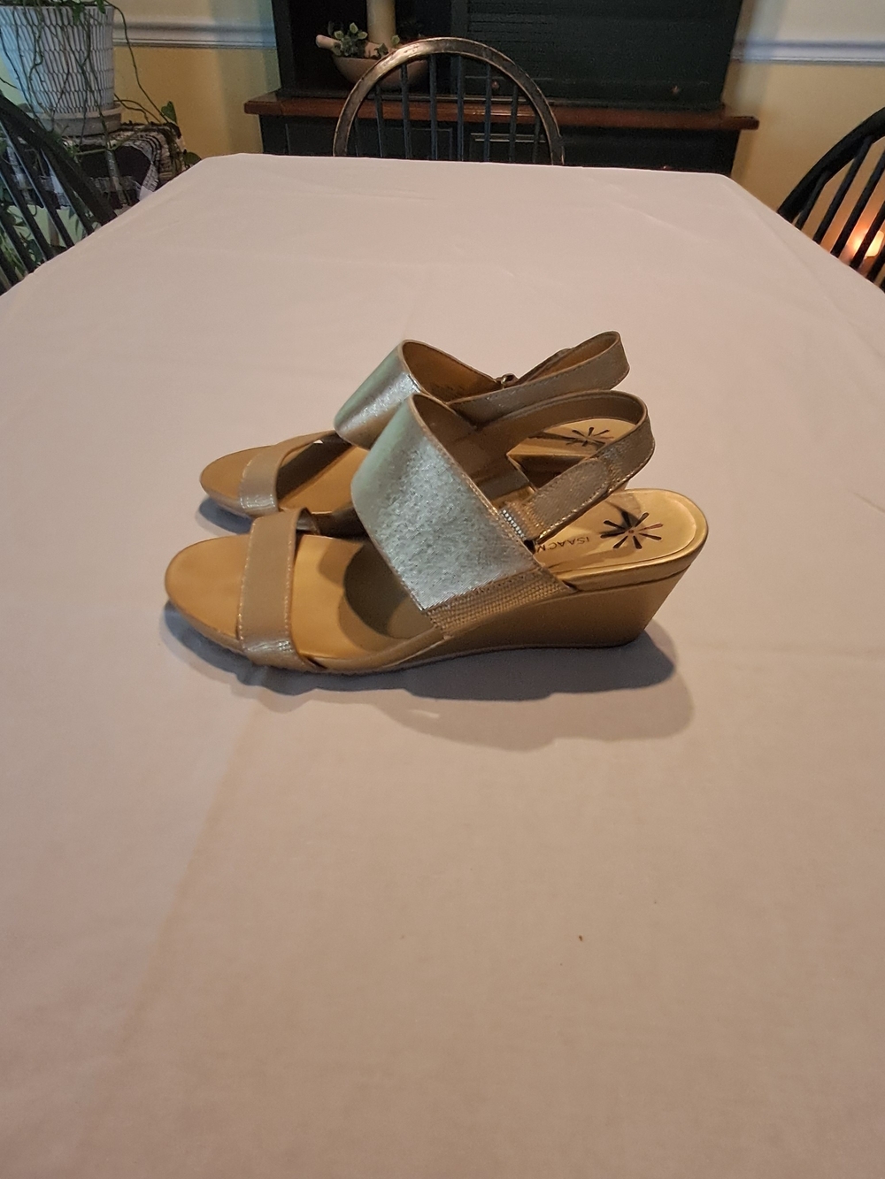 Isaac Mizrahi Live Gold Wedge Sandals  Comfortable Women's Dress Sandals Size 8M